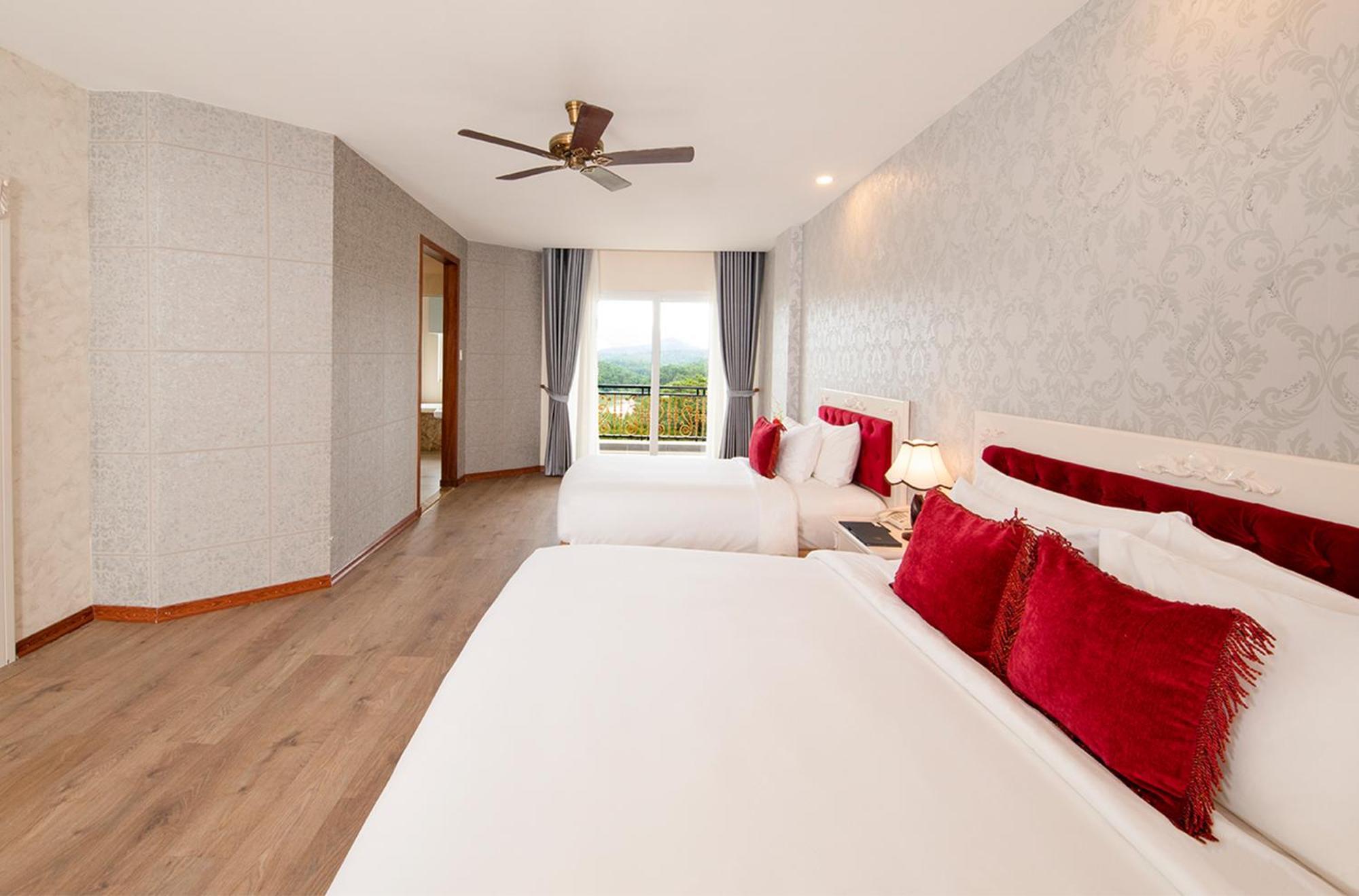 Ladalat Hotel Eksteriør bilde